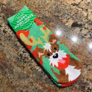 BBW Shea-Infused Lounge Socks titled: Happy Howl-Days with Buddy Dog Outfit, NWT